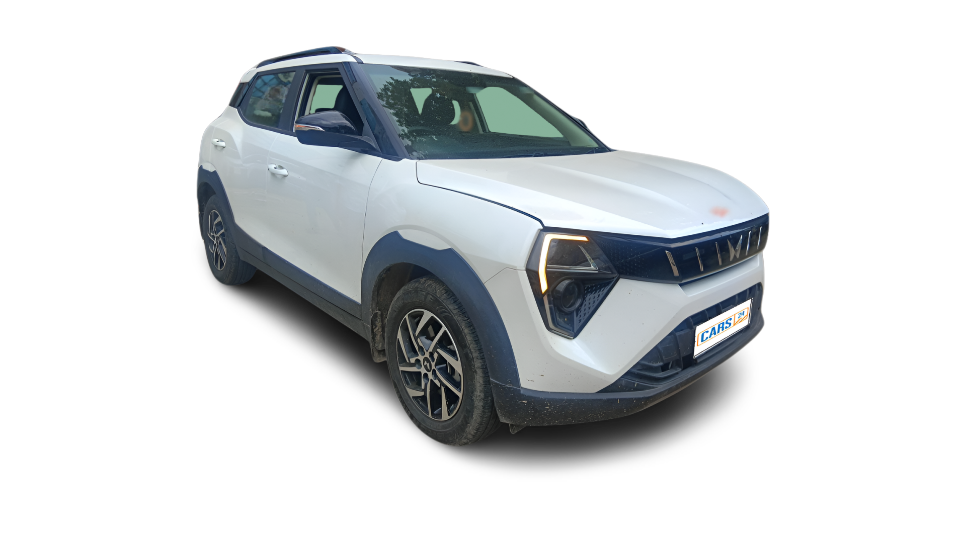 Mahindra XUV 3XO-img